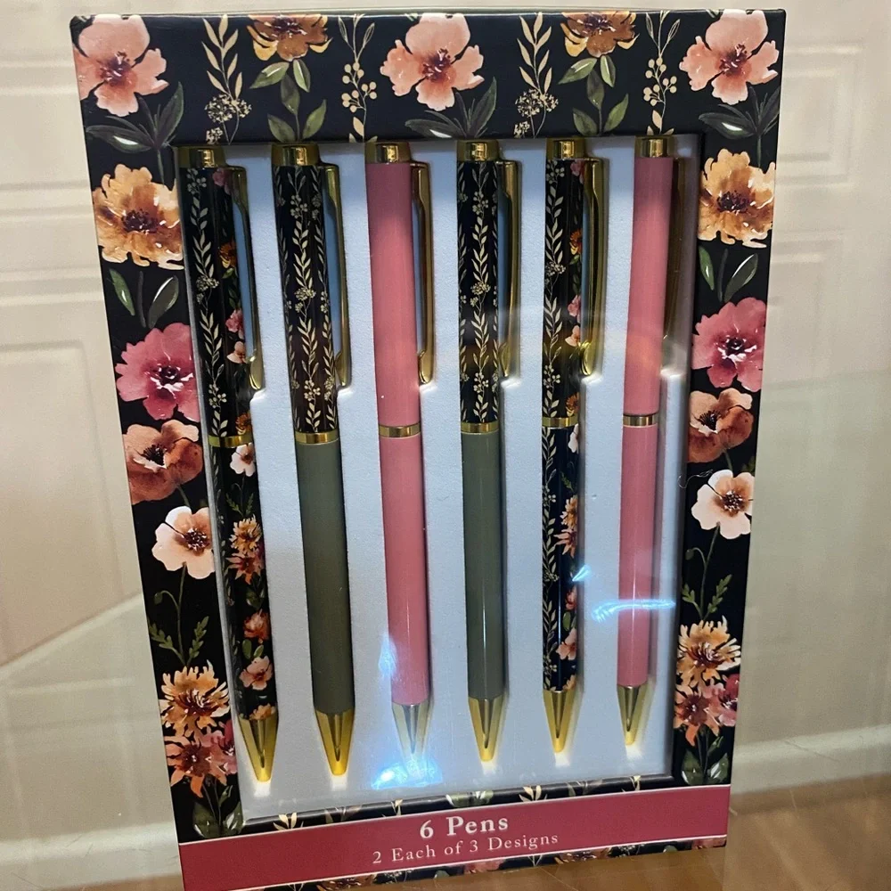 Beautiful 3 Different Designs Lady  Jayne Ltd  6 Pen Stylos